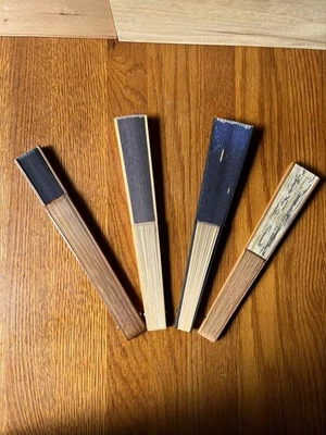 Ventilador Plegable Sensu Madera Negro Marrón Azul Marino Diseño Foto 1 de 4