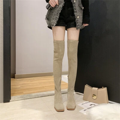 Zapatos de invierno para mujer botas largas de gamuza elásticas hasta el muslo tacón bajo sobre la rodilla  Foto 1 de 4