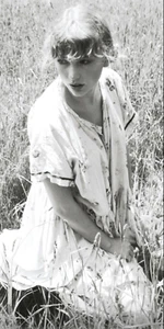 Taylor Swift Folklore the "just a summer thing" Beach Towel Unopened Official - Picture 1 of 4