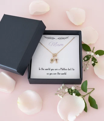 Collar Mamá Personalizado con Colgantes de Piedra Natal | Lleno de Oro 18K | Envío Gratis Foto 1 de 4