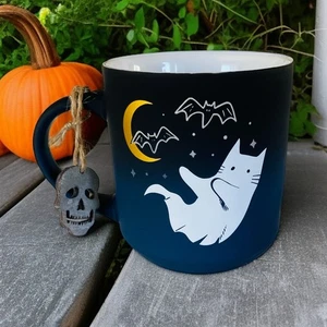 NEW Ethereal Crescent Moon Black & White Ghost Cat Kitty Coffee Tea 18 oz Mug - Picture 1 of 3