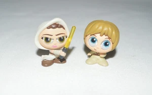 STAR WARS 2024 DOORABLES SERIES - REY & ANAKIN SKYWALKER FIGURES - Picture 1 of 3
