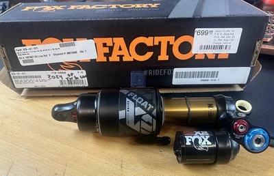 2024 Fox Float X2 заводской задний амортизатор - 210x55 мм 2 pos-adj деталь #979-63-034 - Изображение 1 из 4