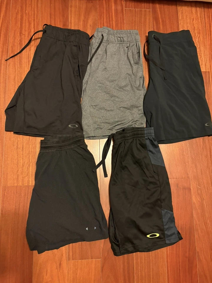 Oakley Shorts Mens Small Athletic Performance Training Gym Workout Lot of 5 - Image 1 of 1