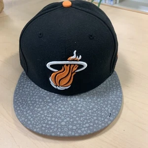 New Era Miami Heat Coleccionable Logo 9FIFTY Ajustable Espalda Sombrero HWC Gorra Naranja - Imagen 1 de 8
