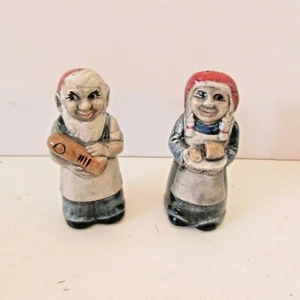 Vintage two Elf's Salt and Pepper shakers porcelain glazed - Picture 1 of 7