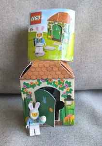 LEGO Iconic Easter Bunny Hut 5005249 Minifigure Holiday Set Opened Missing Brush - Picture 1 of 5
