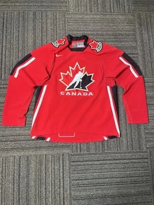 Nike Canada Hockey Jersey Men’s Small Y2K Authenticated World Cup 2007 Rare - Picture 1 of 5