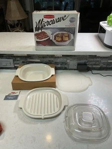 Juego de 4 cazuela para asar microondas Rubbermaid en caja 8528 como nueva - Imagen 1 de 2