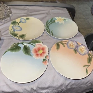 PLATOS FLORALES 3D, Juego 4 Cerámica Diseño Flor Almuerzo Postre 7” Apto para Microondas - Imagen 1 de 7
