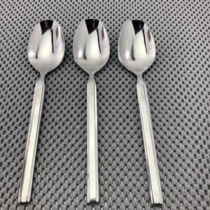 Retroneu Caravelle Oval Soup Spoon 18/8 Stainless Japan Glossy -  Lot of 3 - Picture 1 of 5
