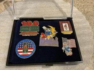 Atlanta 1996 Olympic Games 5 Pinback Set NEW in Case - Picture 1 of 2