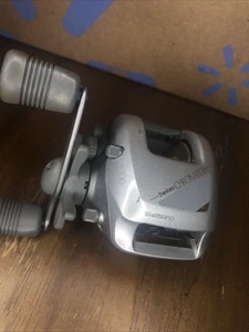 Mulinello destro Shimano Chronarch CH200 Giappone - Foto 1 di 8