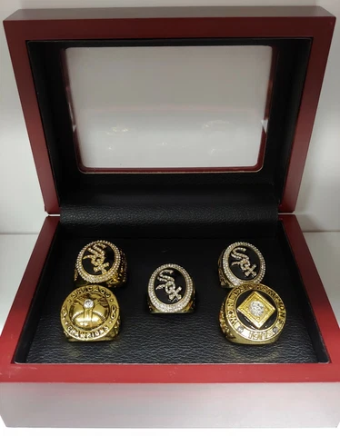 Chicago White Sox - World Series 5 Ring Set With Wooden Box. Thomas,Konerko, Dye Cover