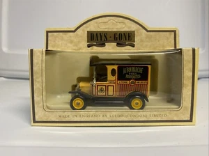 LLEDO DAYS GONE CLASSIC AU BON MARCHE PARIS 1920 FORD MODEL T VAN 6088 - Picture 1 of 6
