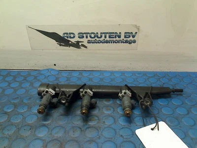 CITROËN C4 CACTUS (0B/0P) 2014 INJECTORS NOZZLE STOCK 9676020480 - Image 1 of 4