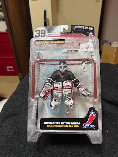 Экшн-фигурка 2000 McFarlane Sportspicks NHLPA серия 2 Dominik Hasek - Изображение 1 из 4