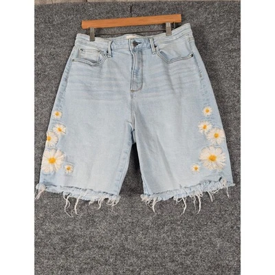 Pantalones cortos de mezclilla Driftwood para mujer bordado margarita dobladillo deshilachado lavado claro talla 10 Foto 1 de 4