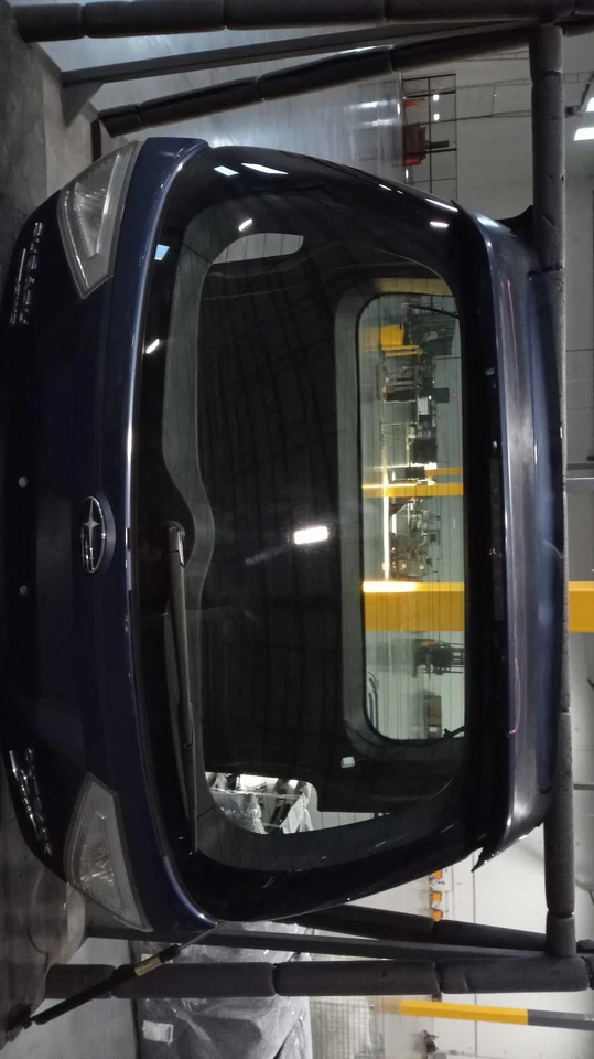 Tapa de cubierta usada se adapta a: Subaru Impreza SW 2011 alerón de esquina elevado grado A Foto 1 de 2