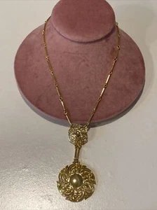 VTG. SHINY GOLD TONE METAL PENDANT LAVALIER BAR CHAIN LINK NECKLACE ENGRAVEABLE - Picture 1 of 14