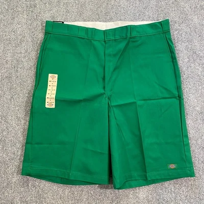 Dickies Y2K Multi Pocket Work Shorts Adult 44 Loose Fit Kelly Green Baggy Skater - Image 1 of 4