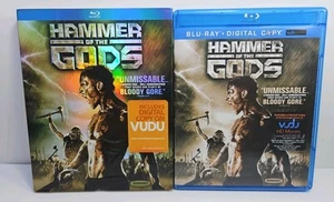 Hammer of Gods (Blu-ray, 2012, Slipcover) Elliot Cowan, James Cosmo - Foto 1 di 7