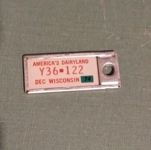 1974 Wisconsin (Dec) DAV Keychain License Tag Disabled American Veterans Vintage - Picture 1 of 2