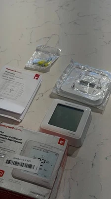 Termostato Programable Honeywell T6 Pro Series Z-Wave - Blanco (TH6320ZW2003) Foto 1 de 2