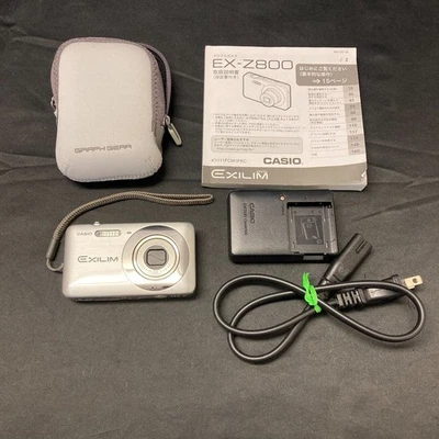 CASIO EXILIM EX-Z800 Silber Digitalkamera - Bild 1 von 4