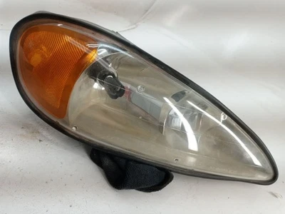 Оригинальная сменная отполированная правосторонняя фара для Pontiac Grand Prix 1999-2005 годов выпуска  - Изображение 1 из 4