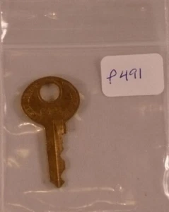 Master Lock Key # P491 Lucchetto di Ricambio Divertimento Distributore Juke Slot Arcade - Foto 1 di 1