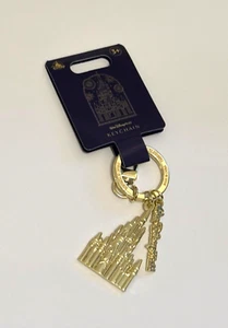 Walt Disney World Magic Kingdom Cinderella Castle Keychain - Picture 1 of 1