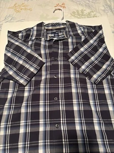 Men’s Short Sleeve Plaid Button Down Dress Shirt, Small - Picture 1 of 2