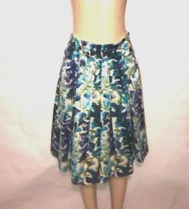 NY COLLECTION BRAND BLUE FLORAL PLEATED FULL SIDE ZIP FULLY LINED SKIRT SIZE 8 - Picture 1 of 3