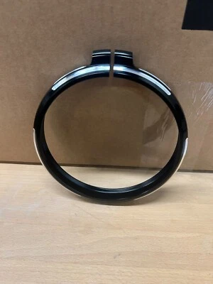 Bisel de faros mecanizado Triumph Bonneville Bobber # A9838243 Foto 1 de 4