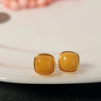 Aretes cuadrados ámbar yema de huevo báltico natural 8,5 mm placa de oro amarillo plata Foto 1 de 4