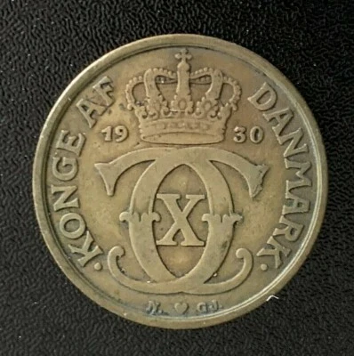 1930 Denmark 1 Krone  -- KM # 824.2 -- Nice Detail - Image 1 of 2