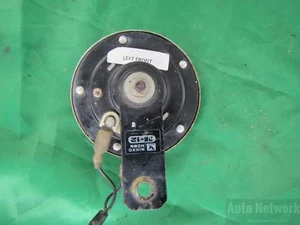 89 Yamaha XVZ13D Venture Royale  LEFT FRONT HORN - Picture 1 of 3