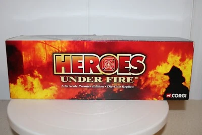 Corgi Classics 2002 Heroes Under Fire American La France 700 Pumper "Elkhart" IN - Image 1 of 4
