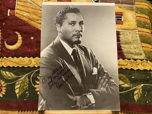 RARE Blacula William Marshall Signed Photo c. 1950s - Actor’s Personal Estate - Picture 1 of 2