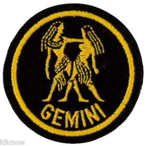 Parche bordado horóscopo del zodiaco Géminis (negro/oro) 5 cm de diámetro - Imagen 1 de 1