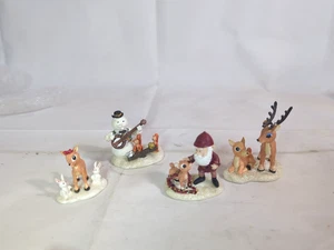Reparación Hawthorne Rudolph's Christmas Town Young Rudolph With Family & Friends E1 - Imagen 1 de 12