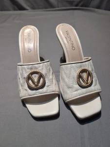 Scarpe Valentino Donna Taglia 10 Trapuntate Tacchi Slide Made in Italy Oro V - Foto 1 di 9