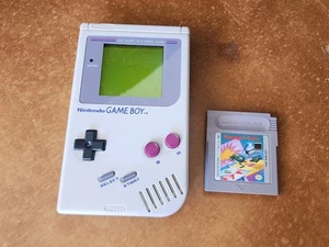 Nintendo GameBoy DMG-01 Console Portatile Funzionante Con Gioco La Vendetta Del Gator - Foto 1 di 9
