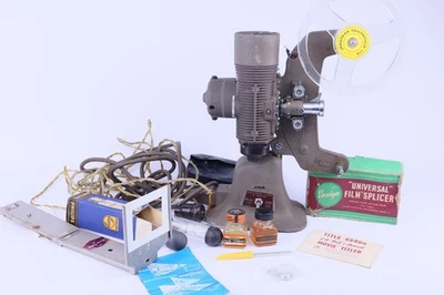 Proiettore cinematografico vintage Bell & Howell 8mm 606 in scatola originale - Immagine 1 di 4