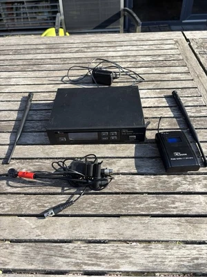Drahtlos Anlage AKG Mikro T-Bone Empfänger und Sender Bodypack - Bild 1 von 4