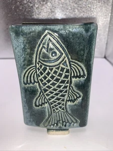 Ceramic pottery Incised fish bud Vase Green 4.5 X 3 Signed RR - Picture 1 of 6