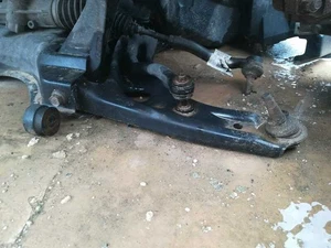 bras de suspension inférieur avant gauche pour TOYOTA AYGO 2005 356638 - Picture 1 of 16