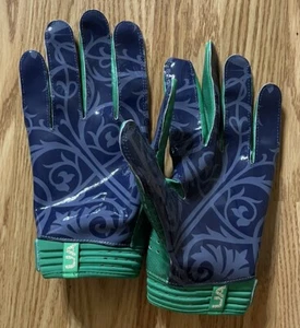 Notre Dame Football 2018 Playoff Team Issued Under Armour Gloves Size XL New - Picture 1 of 2
