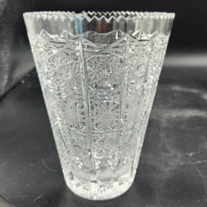 Jarrón de Cristal Bohemio Reina Encaje Corte a Mano República Checa Vintage 6.25" Chip LEER - Imagen 1 de 9